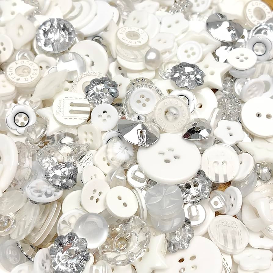 Chenkou Craft Random 100pcs Plastic Buttons Small DIY Sewing Craft Accessory (White) | Amazon (US)