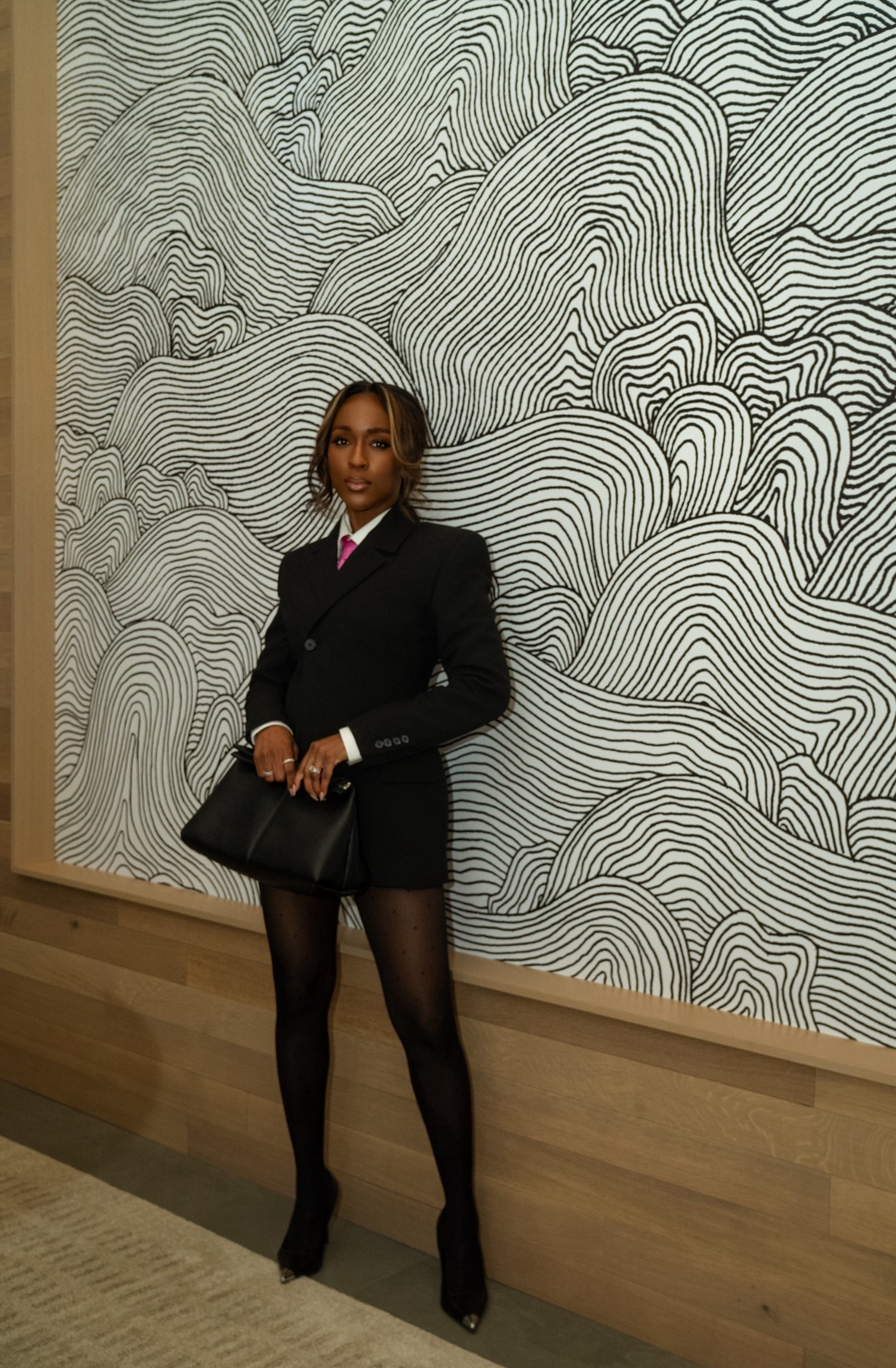 Turned my blazer into a dress because, why not? 

#LTKBeauty #LTKootd #LTKgrwm