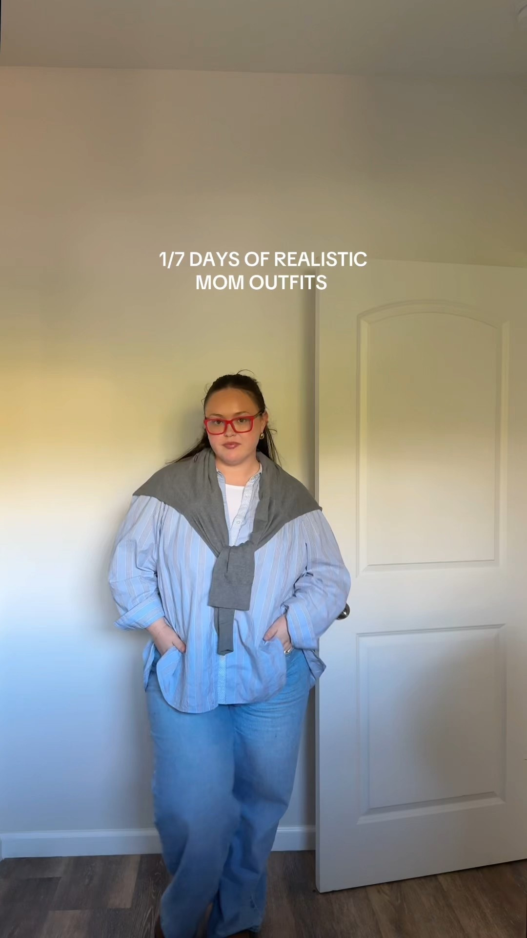 outfits everyday till Christmas Day 1! Obsessed with these baggy wide leg jeans from old navy- wearing a 16! 

#LTKPlusSize #LTKootd #LTKmomlife