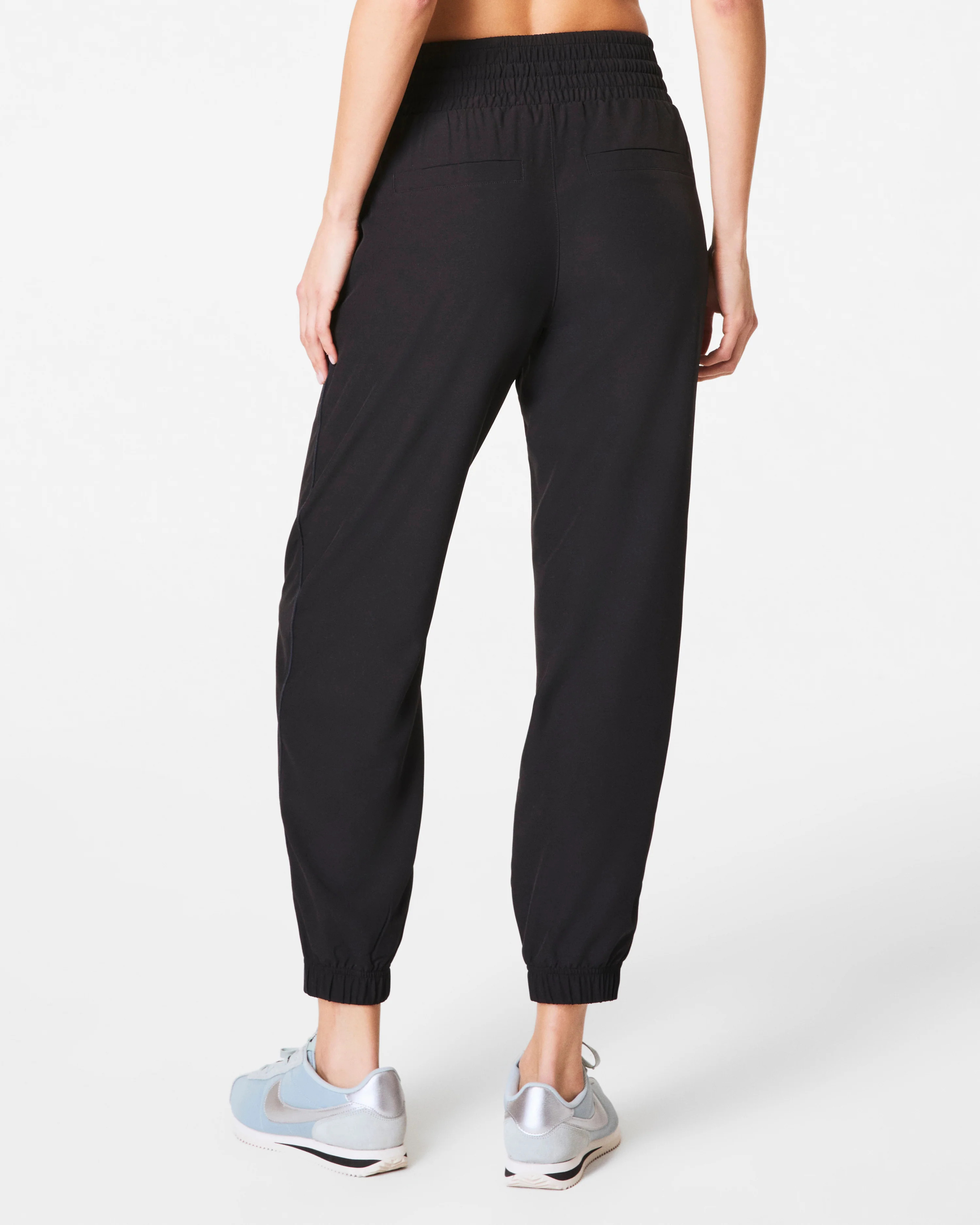 On the Move Jogger Pant with Pockets & UPF 50+ | SPANX | Spanx