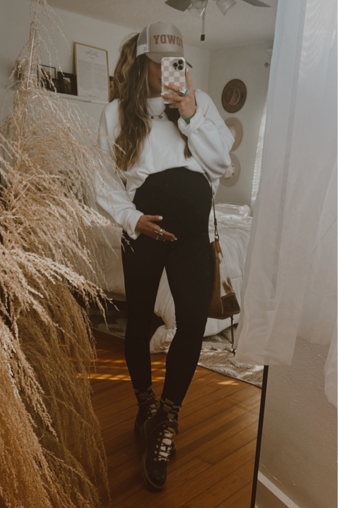 Fall rodeo fashion that is bump friendly! 

#LTKSeasonal #LTKBump #LTKStyleTip