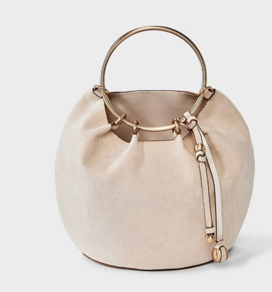 Target Bag $20

#LTKFindsUnder50 #LTKGiftGuide #LTKOver40