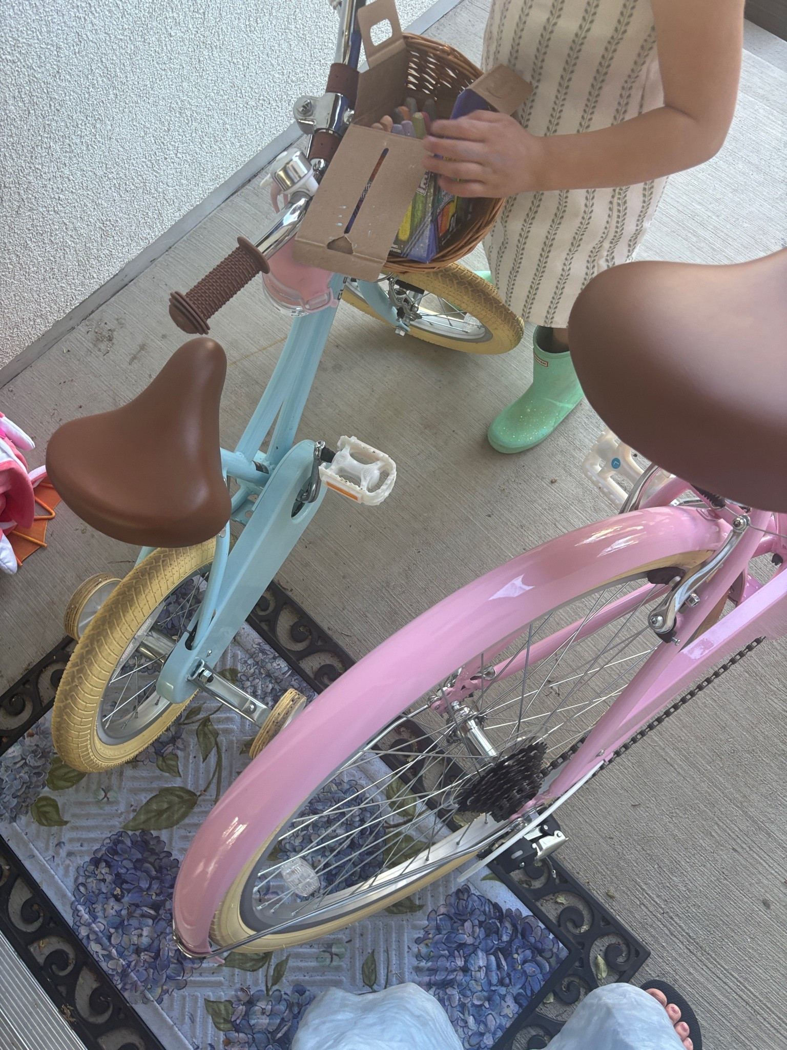 Mother’s Day bike ride 🥰

#LTKMothersDay #LTKmomlife #LTKdayinmylife