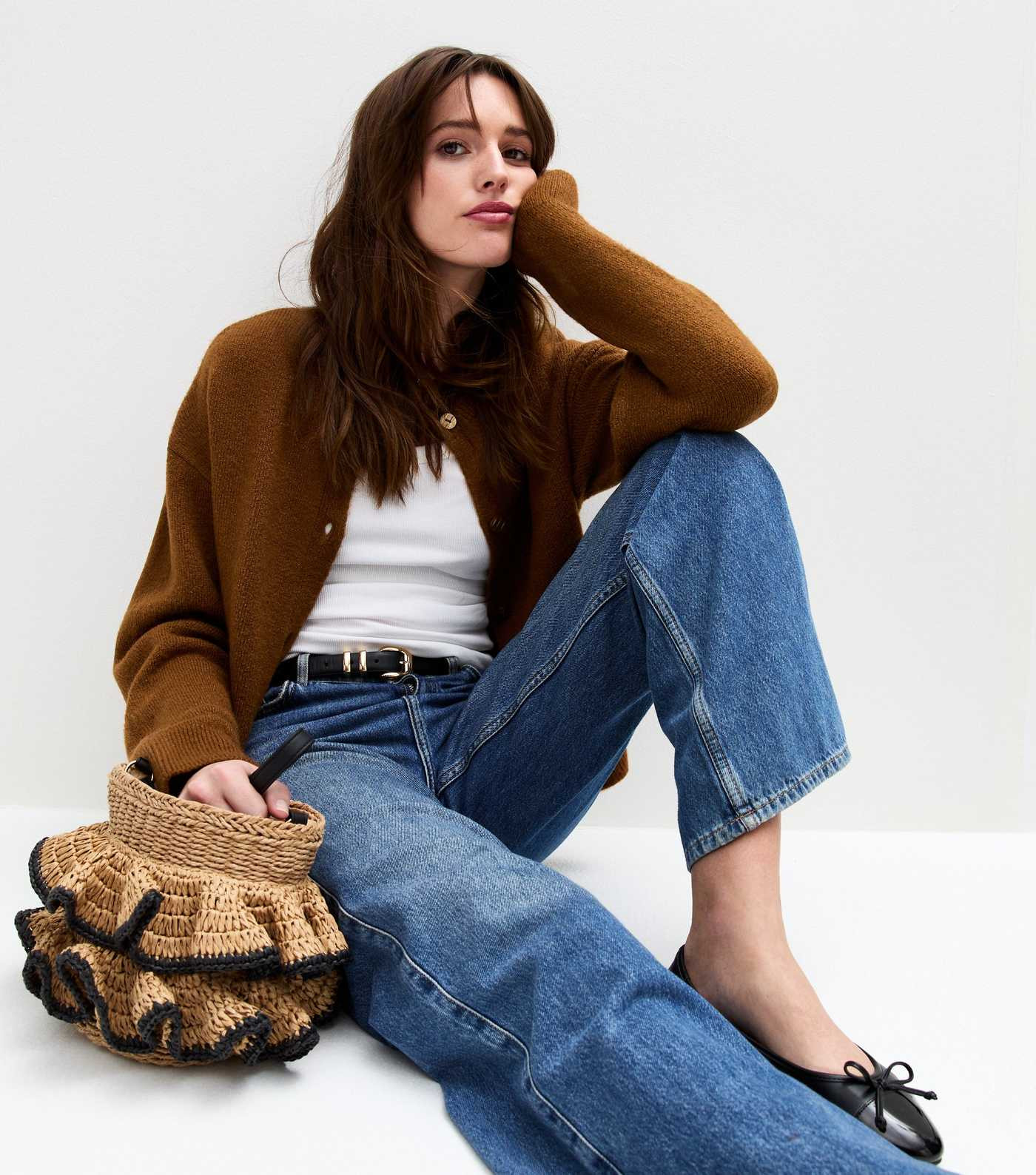 Brown Crew Neck Cardigan
						
						Add to Saved Items
						Remove from Saved Items | New Look (UK)