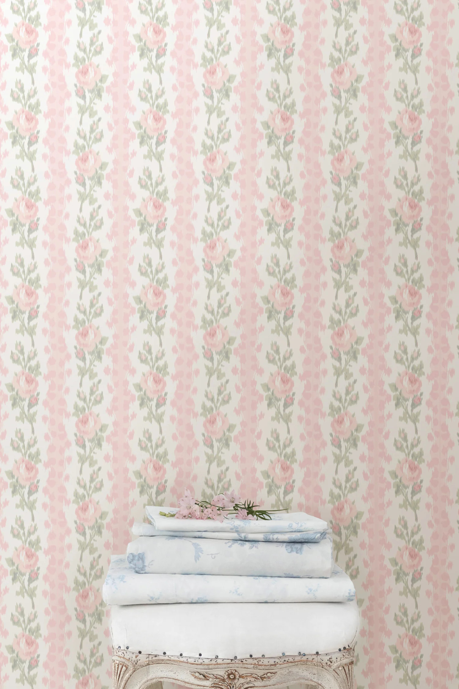 Blooming Heirloom Standard Wallpaper | LoveShackFancy