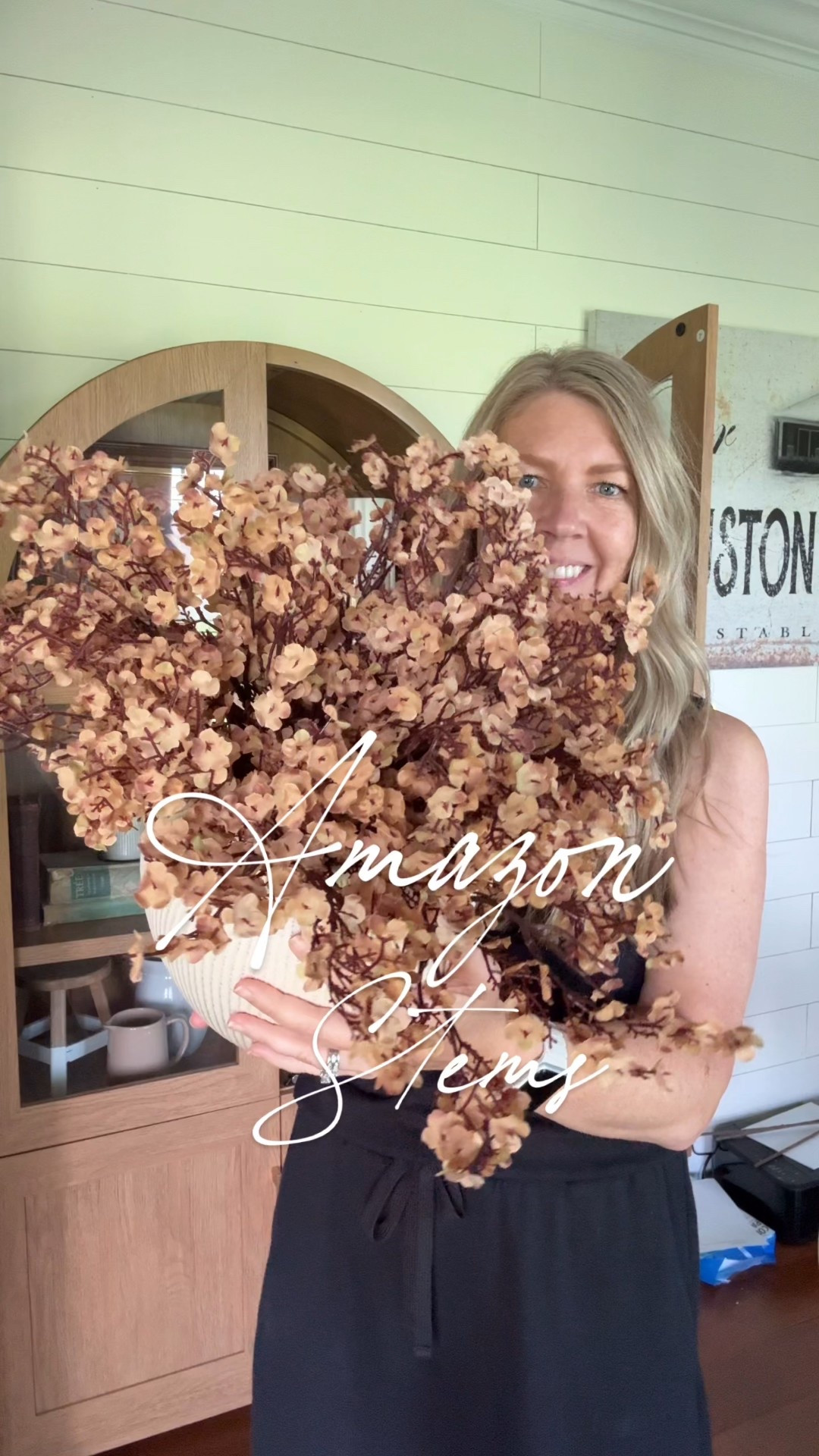 15 stems for less than $20?! Yes, please! These Amazon stems are perfect for fall! 🍂 

#LTKautumn #LTKSeasonal #LTKHome