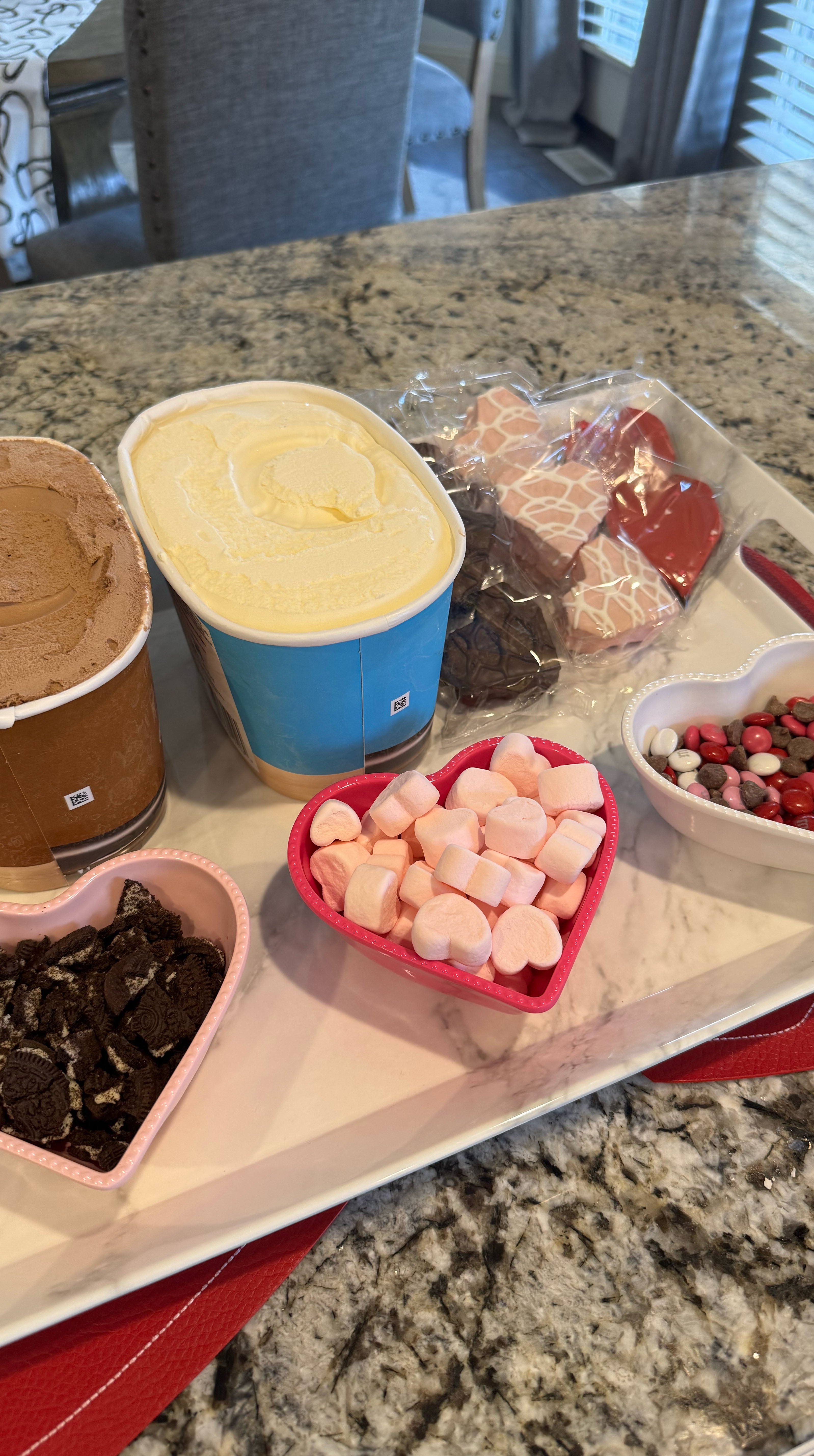 Valentine’s Day ice cream bar! Family fun, family celebration, Valentine’s Day party, valentines treats. #icecream #celebration #valentinesday #familyfun

#LTKParties #LTKFamily #LTKSeasonal