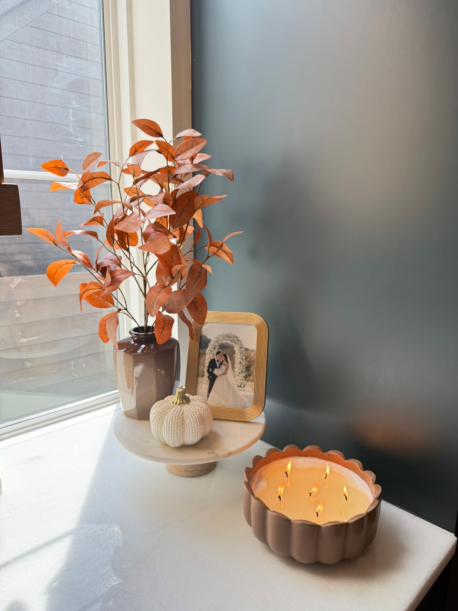 Target candle and floral arrangement are so pretty for fall! 

Target, fall decor , target decor , fall, 