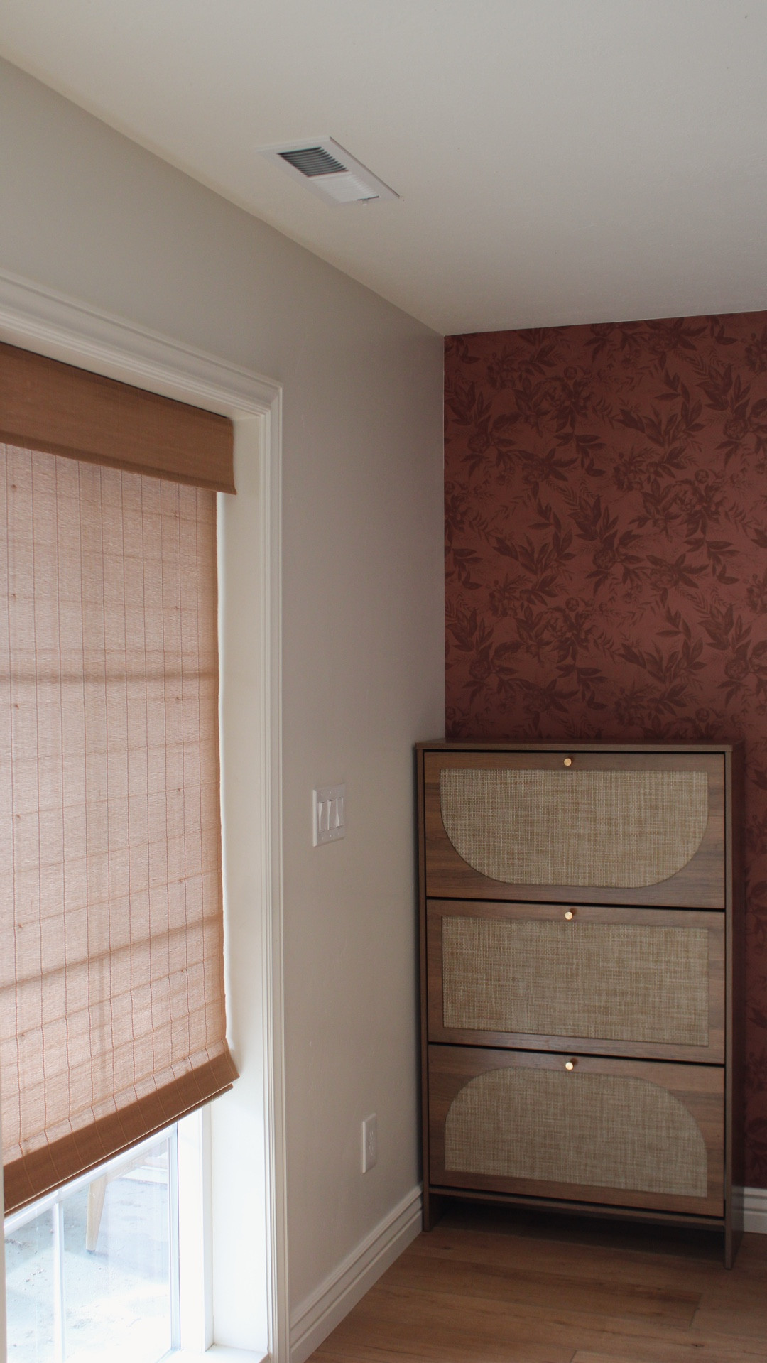 Part 4 of our basement refresh 🤍
These bamboo shades add so much warmth and texture, give us privacy, and still allow the natural light to glow through.
Gifted by @neutralcurtains
