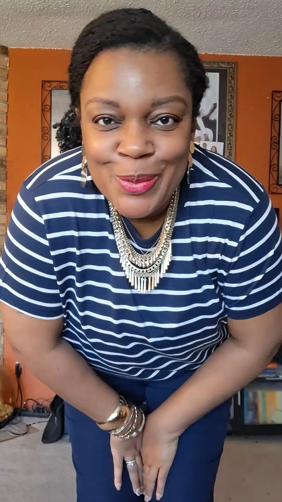 Pinterest said  effortless chic so I recreated it in my midsize, over 40 version Because style doesn’t have an age or a size. We’re making it work for real life over here. Did I nail it or what?

#LTKootd #LTKOver40 #LTKMidsize