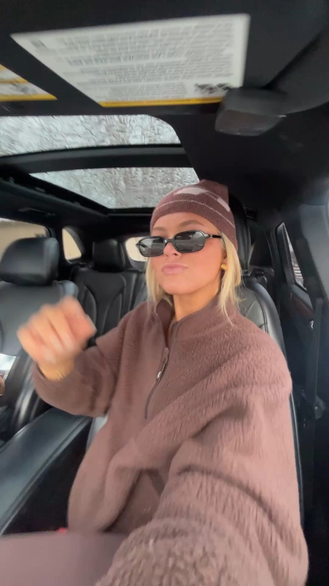 the beanie everyone is obsessing over ✨✨

#LTKHoliday #LTKGiftGuide #LTKootd