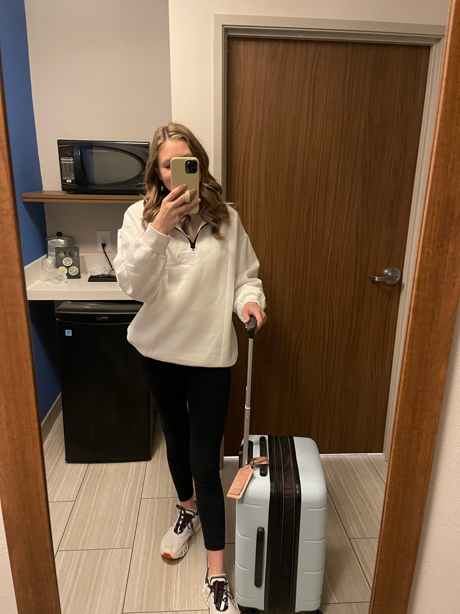 Travel day comfy wear


amazon, pullover, comfy travel outfit

#LTKtravel #LTKsalealert #LTKshoecrush