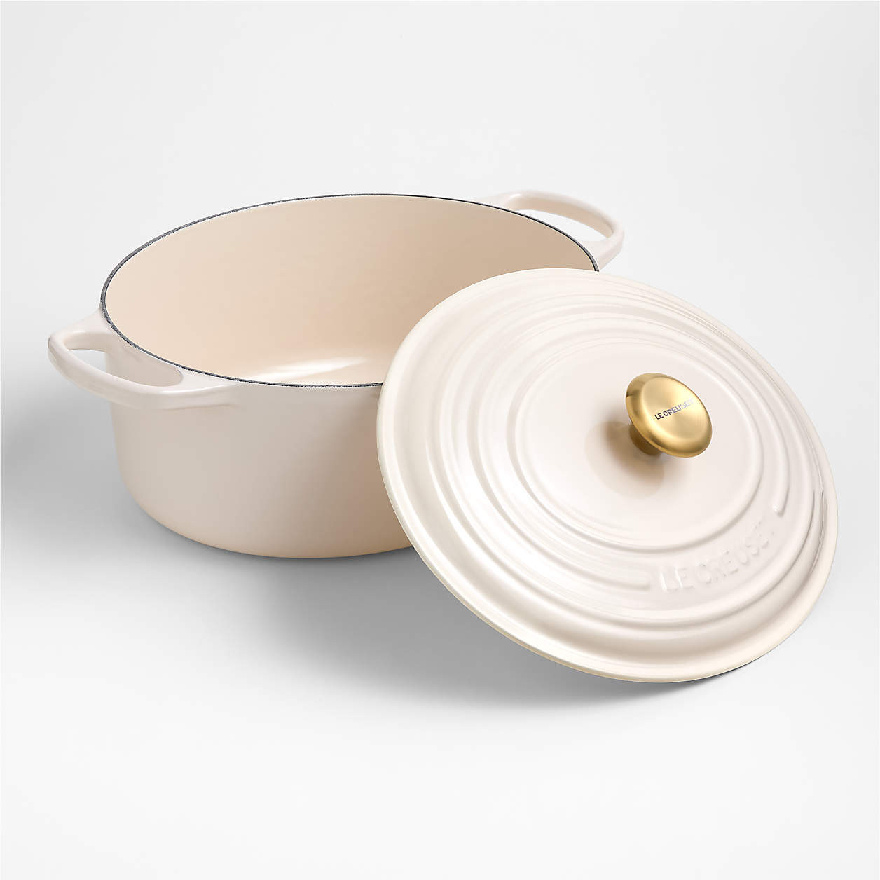 Le Creuset Signature 8-Qt. Thyme Enameled Cast Iron Oval Dutch Oven + Reviews | Crate & Barrel | Crate & Barrel