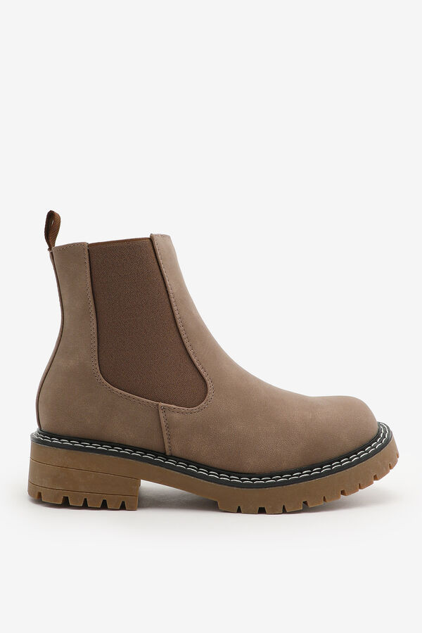 Faux Suede Chelsea Boots on Lug Sol | Ardene