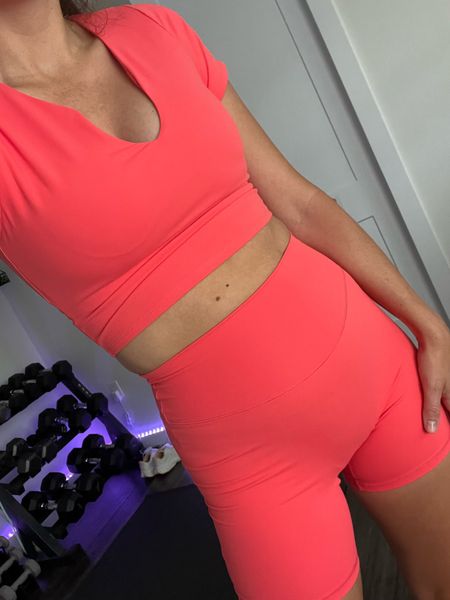 Summer workout set ❤️‍🔥 love bright color and the coverage of the top! + built in bra with padding 🙌🏼 code KIMPERRY saves you $$

#LTKActive #LTKFitness #LTKBump