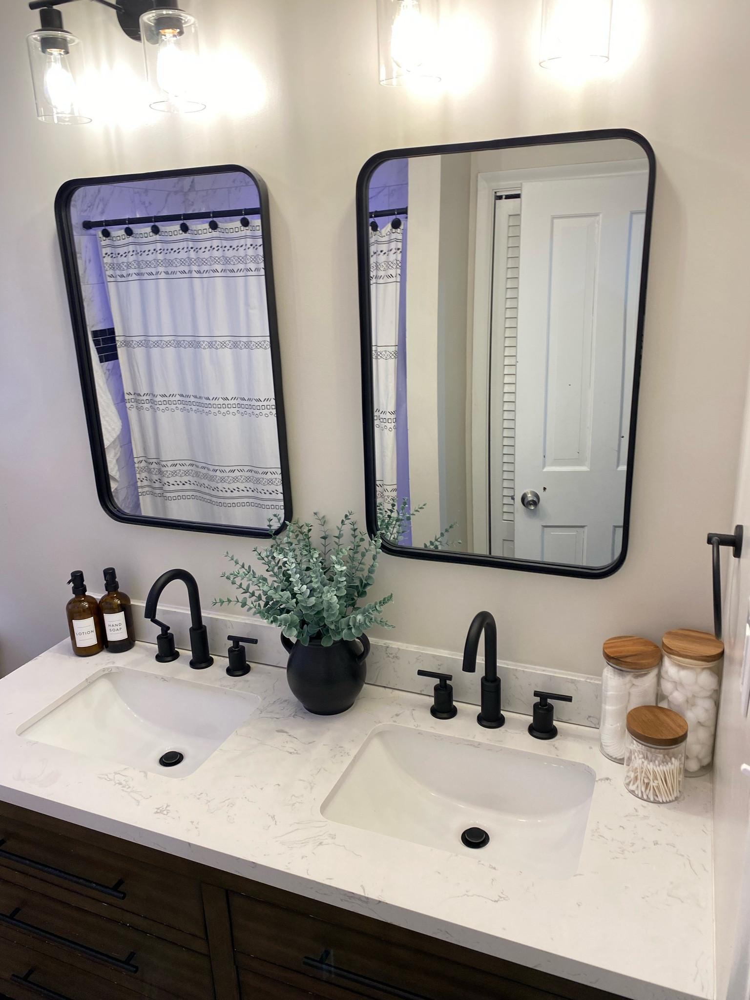 Bathroom refrash.

Organizing my main Bathroom vanity with  these organizing jars from Aldi and soup dispensers from Target , flower vase is from Walmart.
 
I also like how these jars look in my bathroom , this bathroom mostly use by kids and when guests came , so plenty of storage is necessary.

#LTKFind