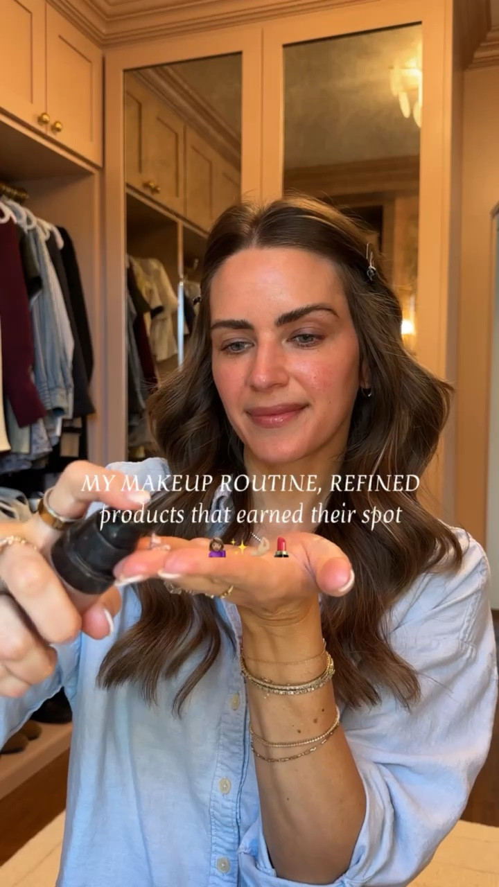 GRWM ✨ my makeup routine 
All products are included in the sephora sale! 

Tinted Moisturizer - 3.5
Blush Duo - She's Seductive 
Bronzer Duo - She's Bronzed
Highlighter - Exhilarate
Lip Liner - Pillow Talk
Lip Tint - Toast
Dior Palette - Universal Glow 
Concealer - 04N
Color Corrector - Light Medium Peach
Brow Pencil - Soft Brown
Mascara - Brown 
Liquid Eyeshadow - 44 & 45


#LTKBeauty #LTKSaleAlert