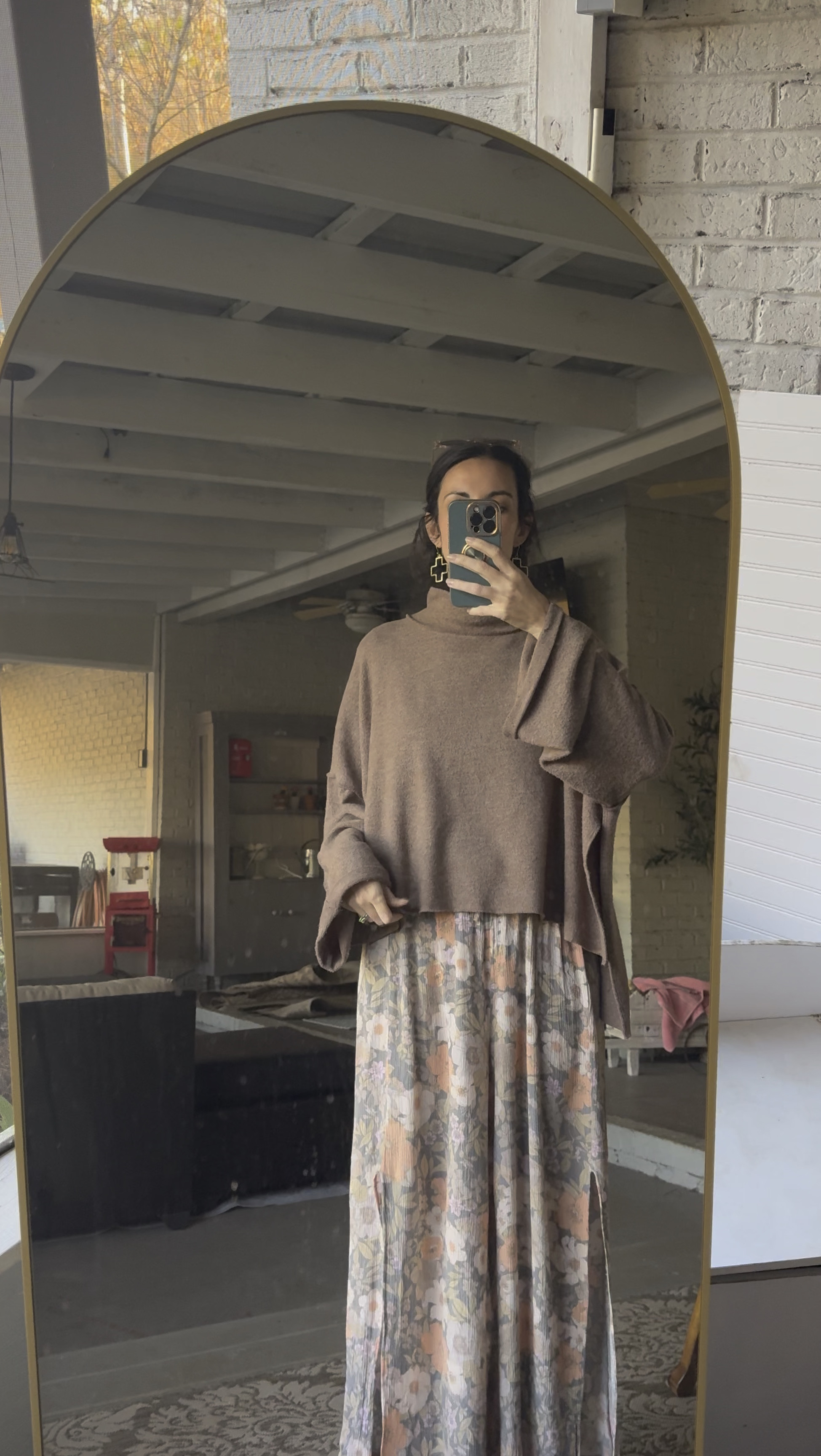 Making your spring work in winter! And tagged my favorite mirror I have posted outside in natural light. 

#LTKStyleTip #LTKHome #LTKGiftGuide