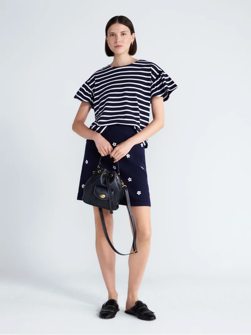 Free Assembly Women's Cotton Crewneck Top with Flutter Sleeves, Sizes XS-XXL | Walmart (US)