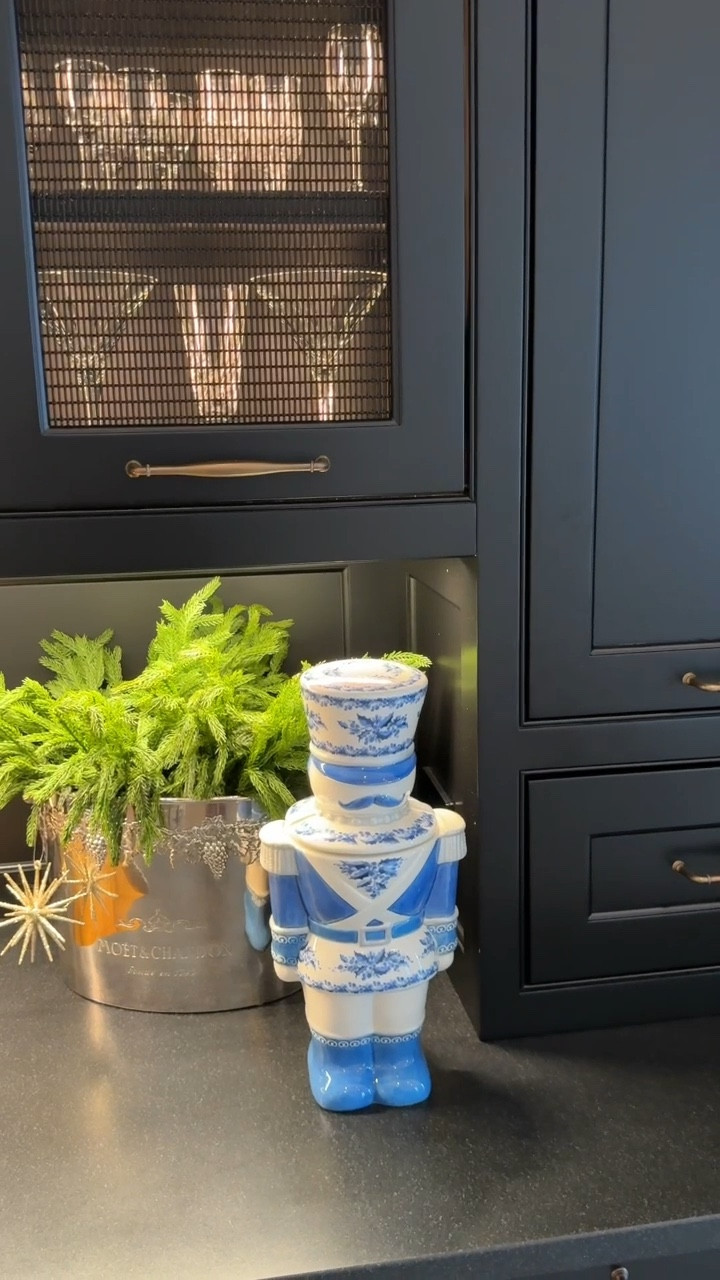 Christmas decor at my parent's bar! 

#LTKGiftGuide #LTKmomlife #LTKHoliday