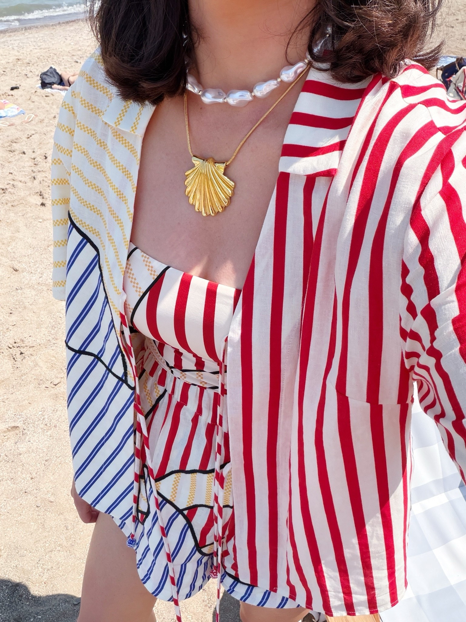 Beach summer look from Farm Rio, J Crew, & Lisi Lerch!