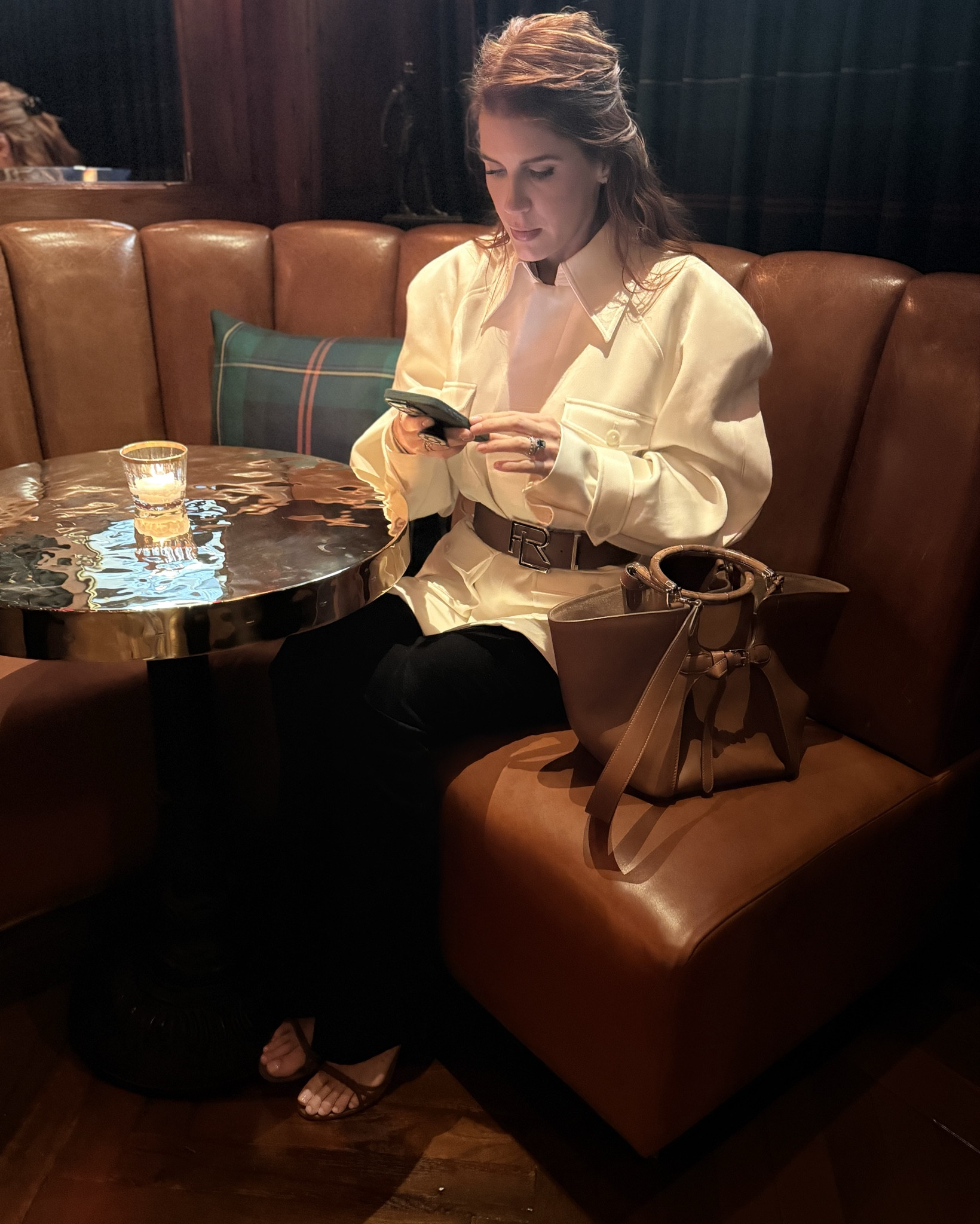 Dinner at Polo Bar is always on my must-do NYC list. I start with pigs in a blanket (trust me), then the corned beef sandwich (it’s an entrée, but ask them to cut it into 6 bite-sized pieces). The cheeseburger is non-negotiable - it’s massive so I usually split. I skip dessert and drink my calories instead: their espresso martini never misses.

Pro tip: reservations open 30 days out and disappear fast.

#LTKWorkwear #LTKNYFW #LTKTravel