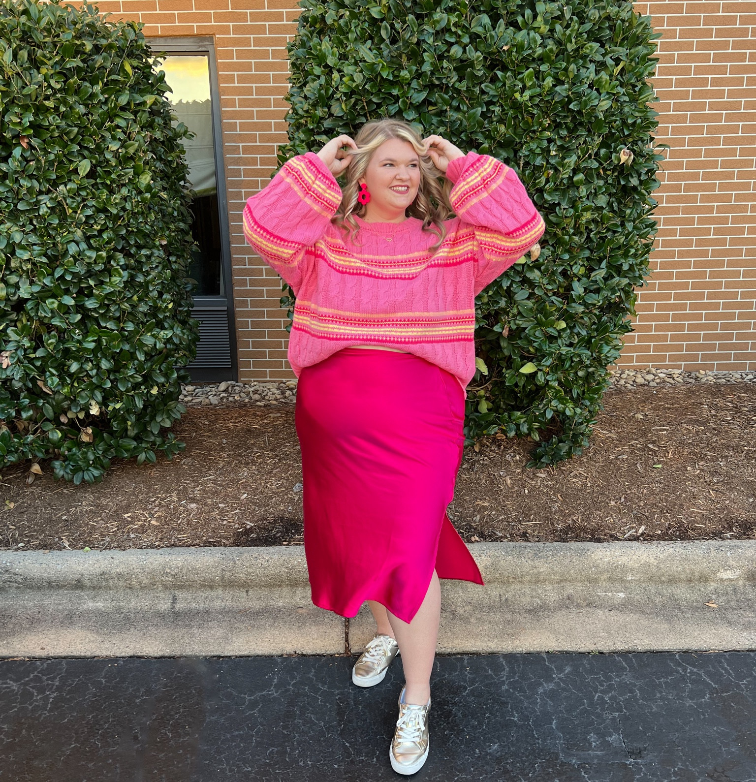 This skirt is my favorite sold out in pink but available in other colors wearing xxl