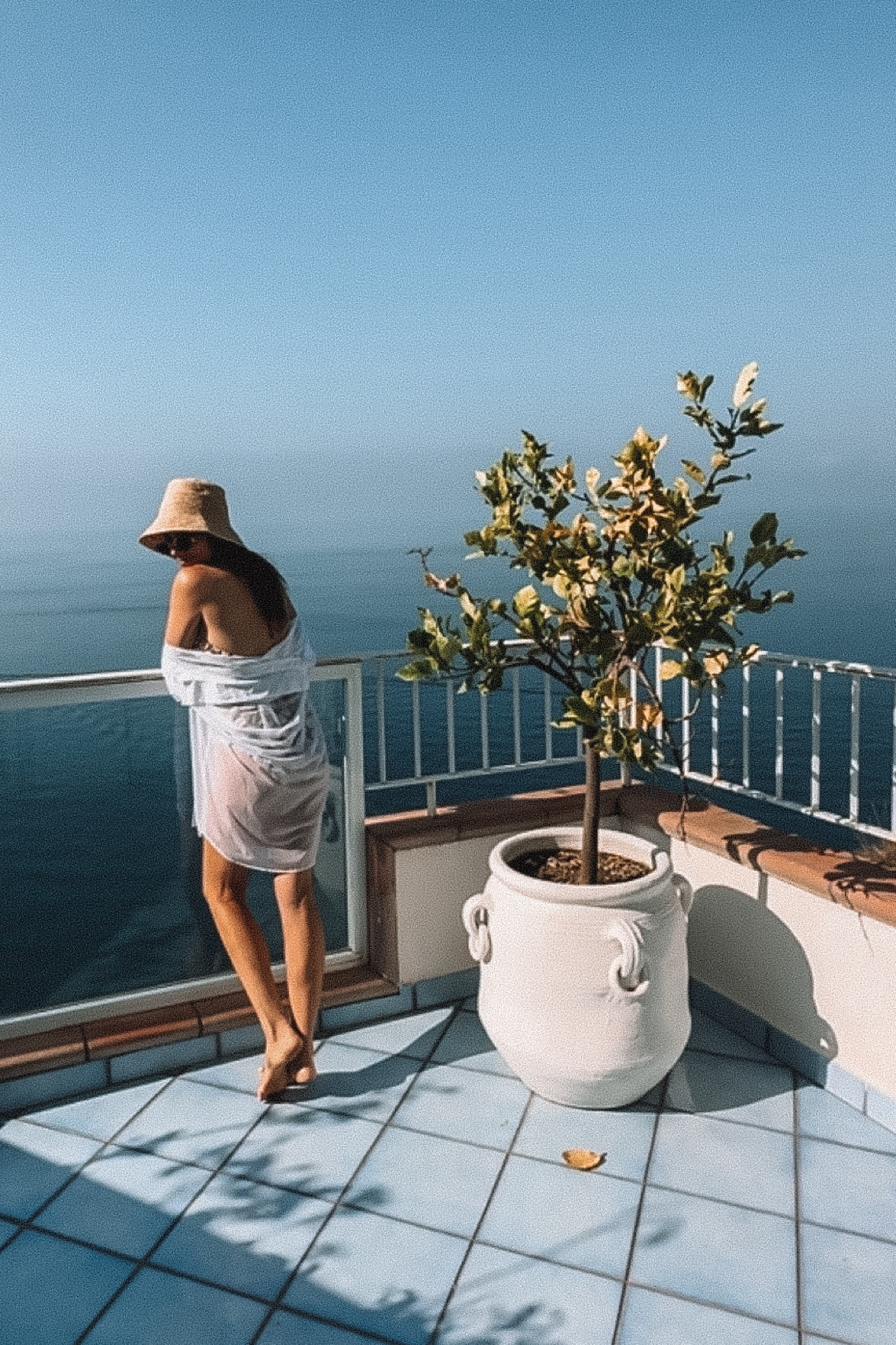 I feel like this Alo Yoga top was made for Positano 😍

#LTKSwim #LTKFitness #LTKStyleTip