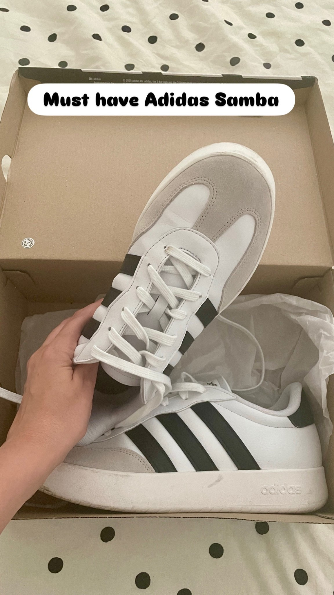 Fresh kicks never go out of style 🤍🖤 The classic black-and-white Adidas sneakers are the kind of shoes that go with everything—from jeans to joggers to dresses. Timeless, comfy, and effortlessly cool.

I’ve tagged the exact pair and also linked similar styles, so you can shop the vibe even if these sell out. I always keep the links updated for you!