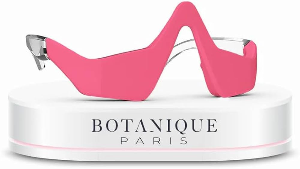 BOTANIQUE PARIS® RevitalEyes Under Eye Red Light Therapy [SUITABLE FOR ALL SKIN TYPES] - Light T... | Amazon (US)