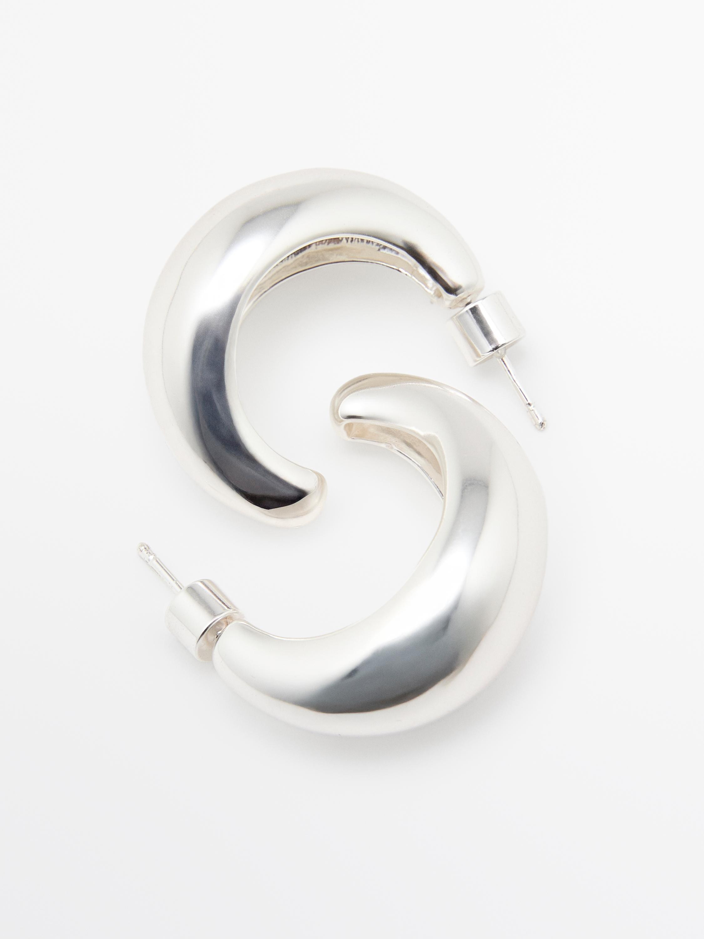 Half-moon hoop earrings | Massimo Dutti US