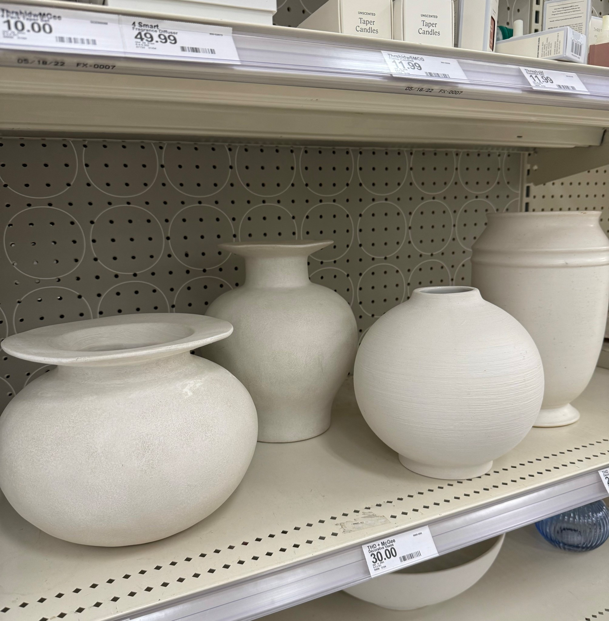 Target finds 
Studio McGee target 
Vase
Organic modern 
McGee and co dupe 
Home decor 
Modern farmhouse decor 


#LTKHome #LTKU #LTKSaleAlert
