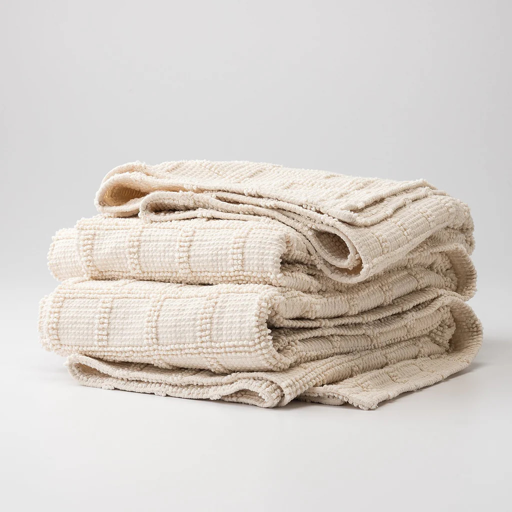 Popcorn Grid Coverlet | Schoolhouse