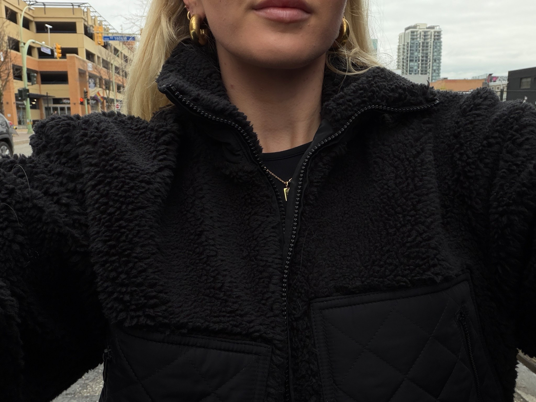 Black Fleece | size smalll

#LTKfall #LTKstyletip