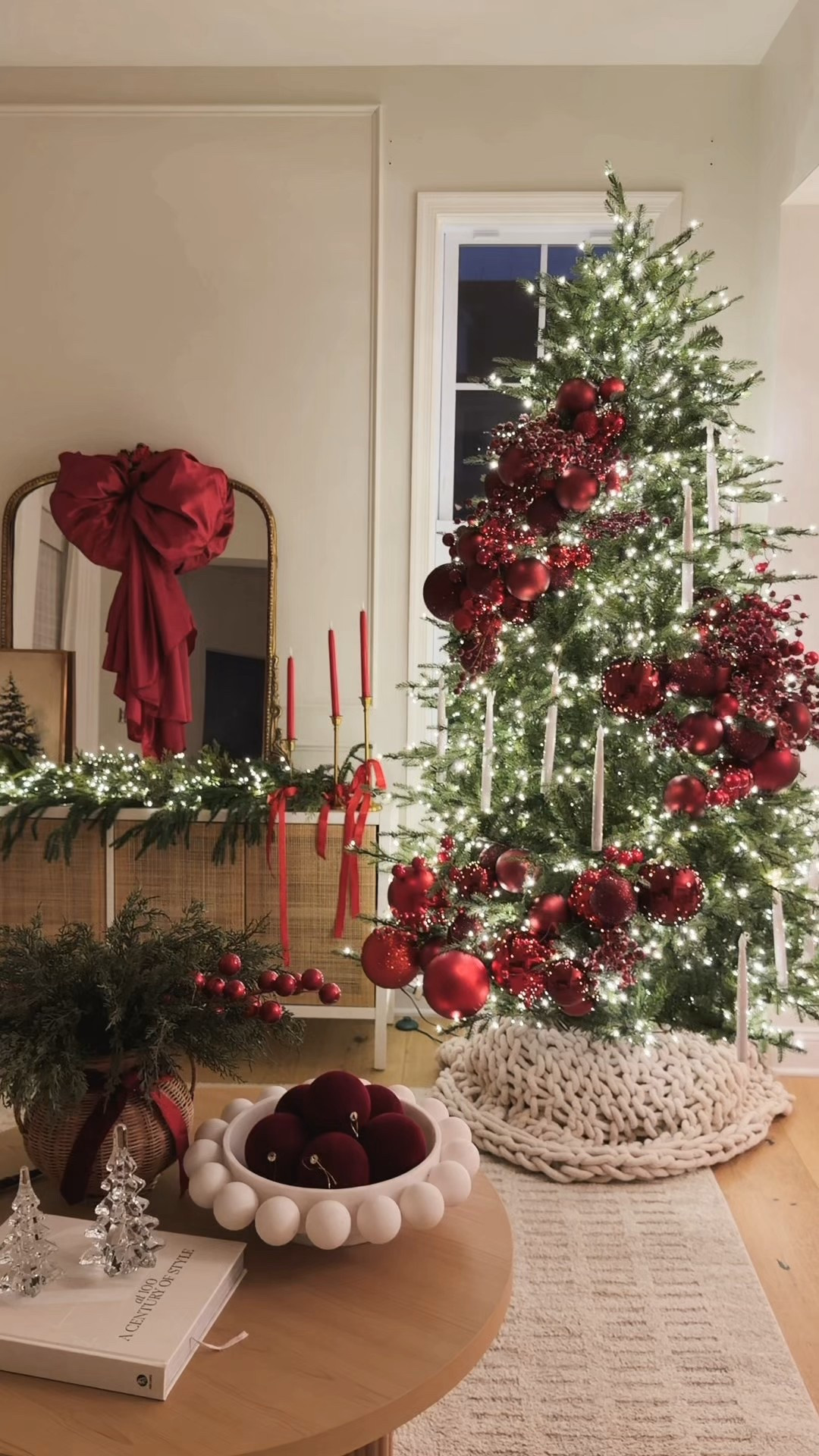 Christmas tree with red ornaments, red bow, Christmas decor, Christmas treee

#LTKHoliday