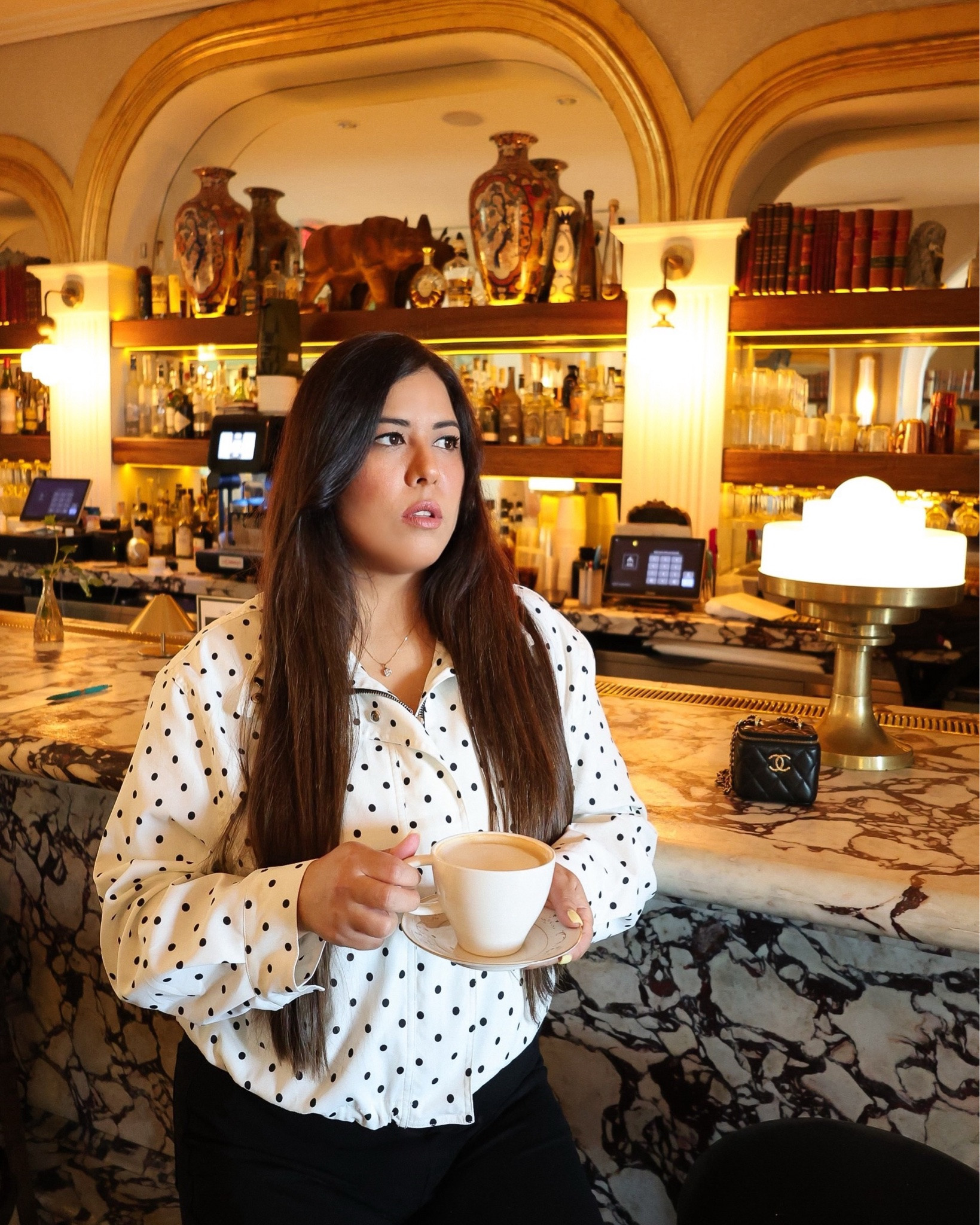 Top things I love: Making time for a coffee and a good conversation with a loved one. 🤍

Total Look: @amazonfashion