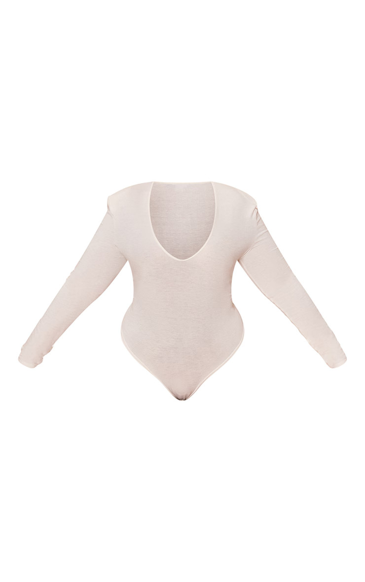 Plus Cream Longsleeve Plunge Shoulder Pad Bodysuit | PrettyLittleThing US