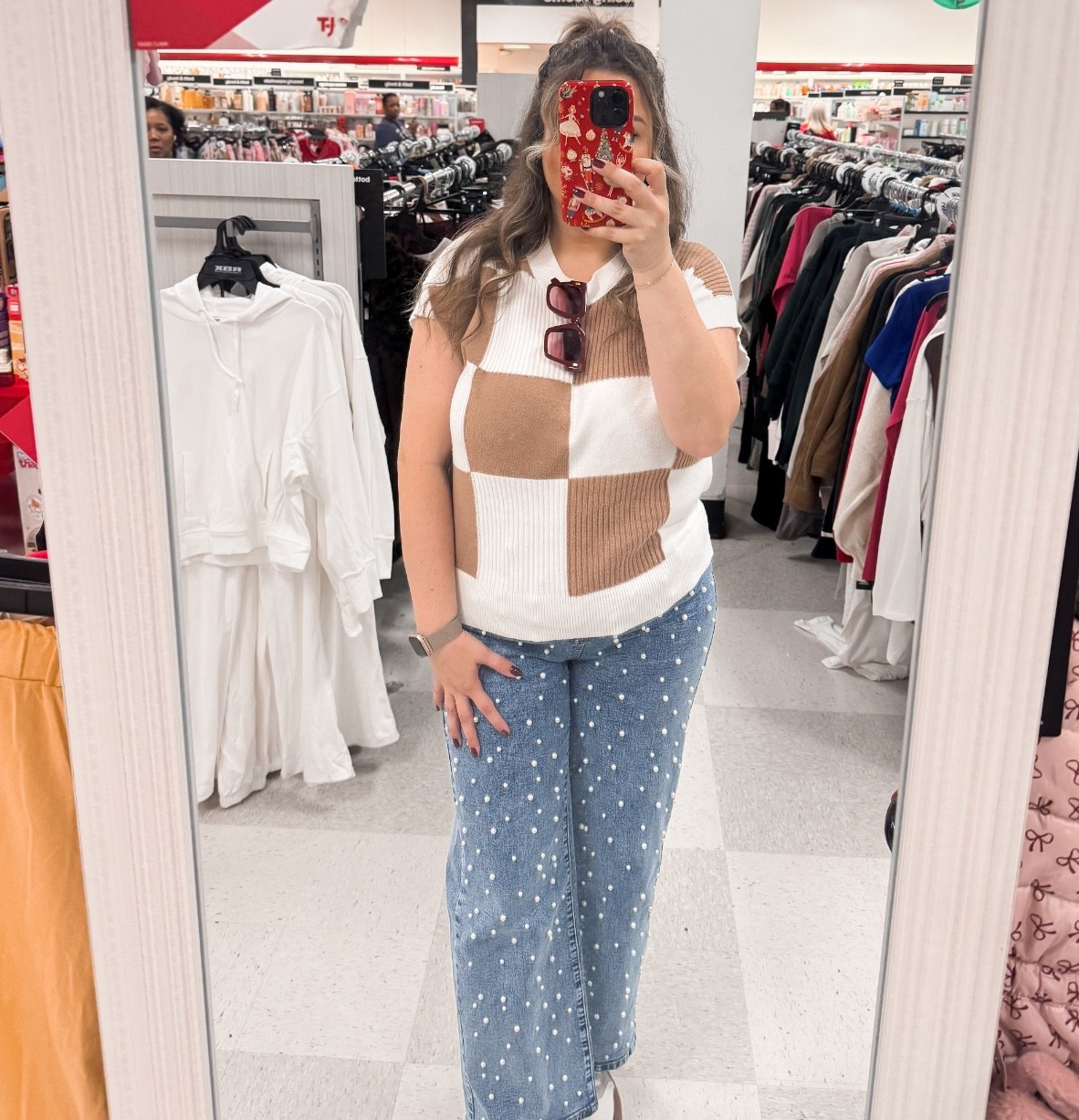 Cute outfit that you will get many compliments on. These pearl jean catch everyone eye because they are so cute. The top is a soft sweater material perfect for fall. 

#LTKFindsUnder50 #LTKMidsize