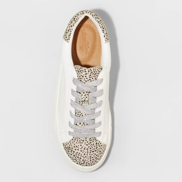 Women's Cadey Sneakers - Universal Thread™ | Target