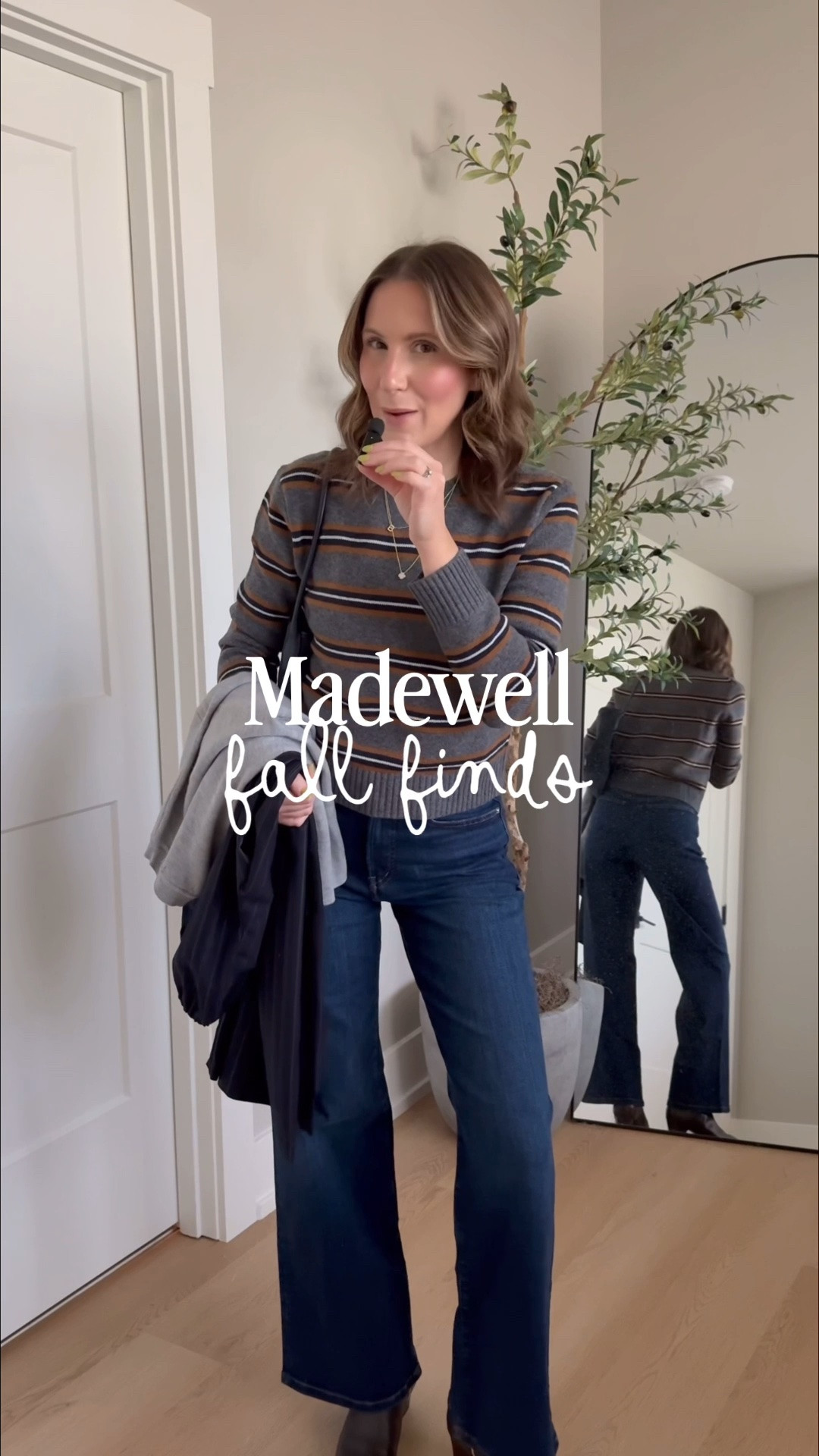 The Madewell insiders event is happening now! 25% off everything when signed in (free with email!)

Sizing - size small in everything and size 25 in denim

#LTKSaleAlert