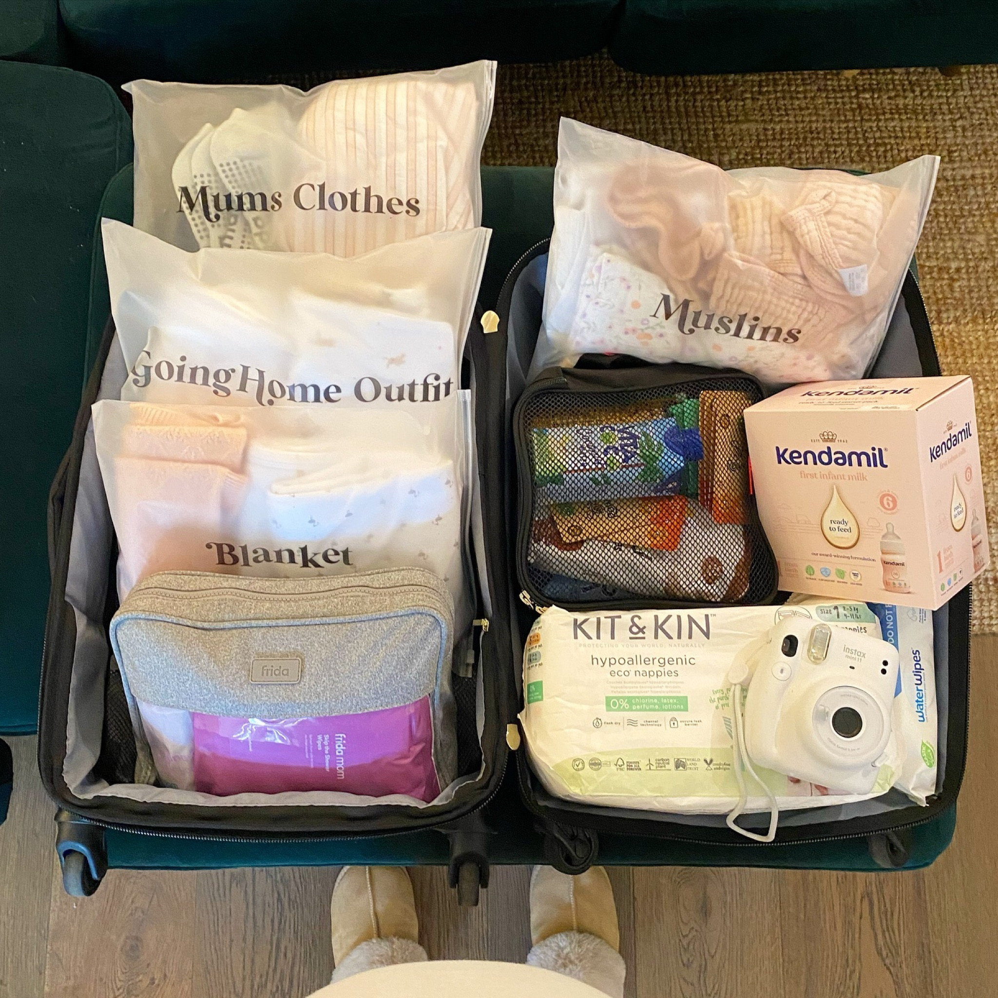 Time to pack the hospital bag🍼

I had no idea where to start with this so I need to give the biggest thank you to all the friends I’ve been annoying every other day with questions like how many sleepsuits do I need to take and what is/is there a difference between a burp cloth and a muslin?! 

These are just some of the bits for now - but all the links for everything packed are included💫

#hospitalbag #hospitalbagessentials #mumtobe #baby #packwithme #pregnancy #hospitalbagchecklist #firsttimemum #thirdtrimester #laboranddelivery #babyessentials #babymusthaves #babyproducts #babyproduct #nestwithme #nesting #liketkt #ltkeurope #ltkmaternity @ltkeeurope @shop.ltk 