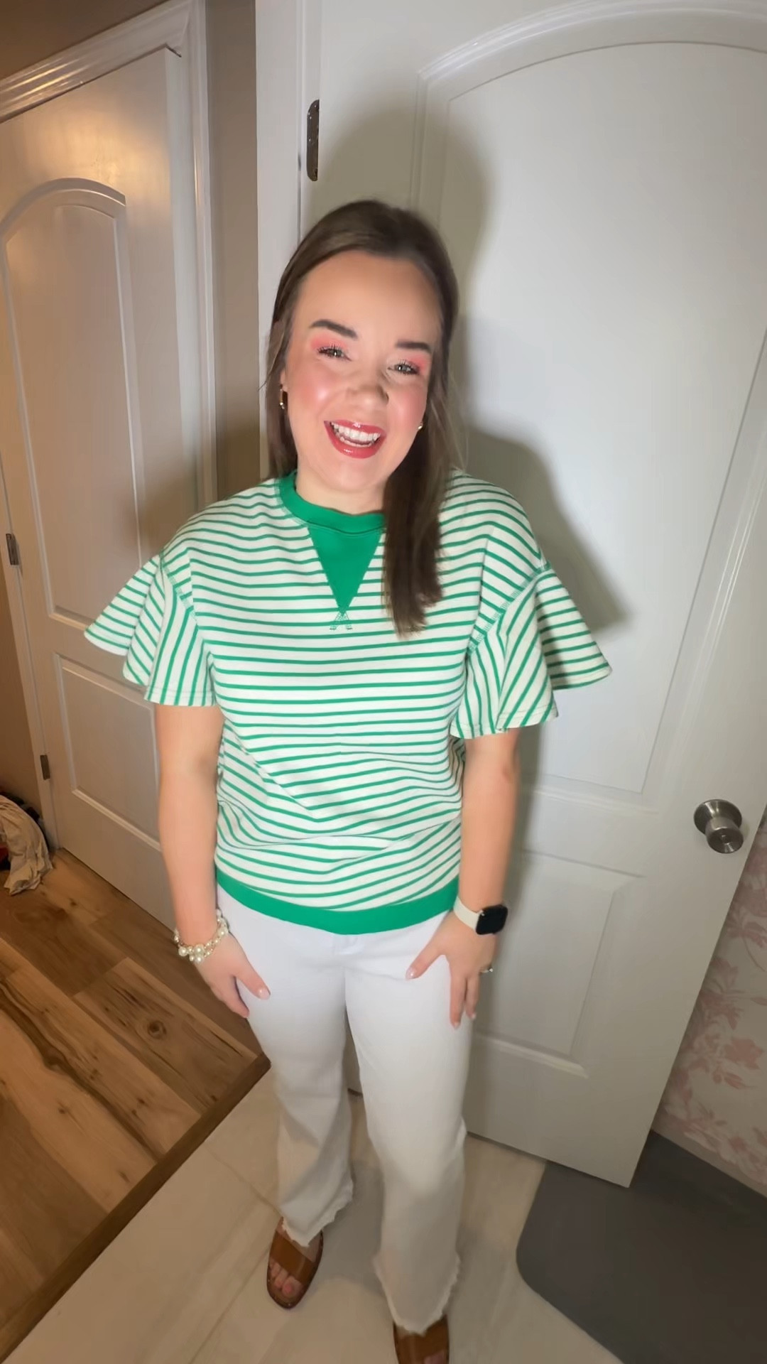 Linking this adorable shirt!!💚🤍

#LTKgrwm #LTKootd #LTKdayinmylife
