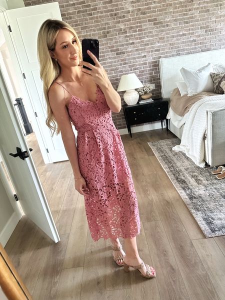 The perfect graduation and or wedding dress this season! This is what I'm wearing to Shayla's graduation! 

Womens dress. Wedding dress. Graduation dress. Lace dress. Mud length dress. Womens fashion 


#LTKunder50 #LTKstyletip #LTKunder100