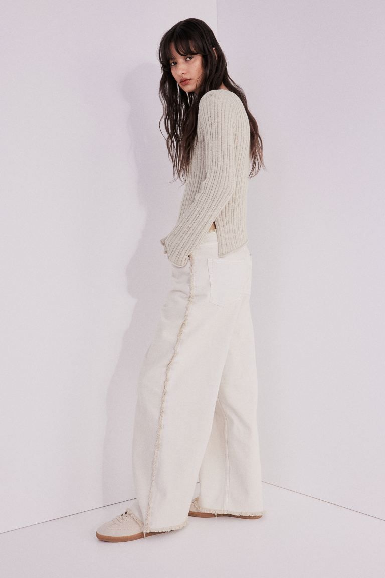 Asymmetric-hem rib-knit jumper - Light greige - Ladies | H&M GB | H&M (UK, MY, IN, SG, PH, TW, HK)