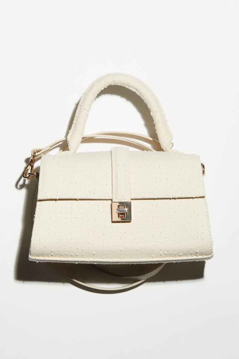 Textured crossbody bag | H&M (UK, MY, IN, SG, PH, TW, HK)