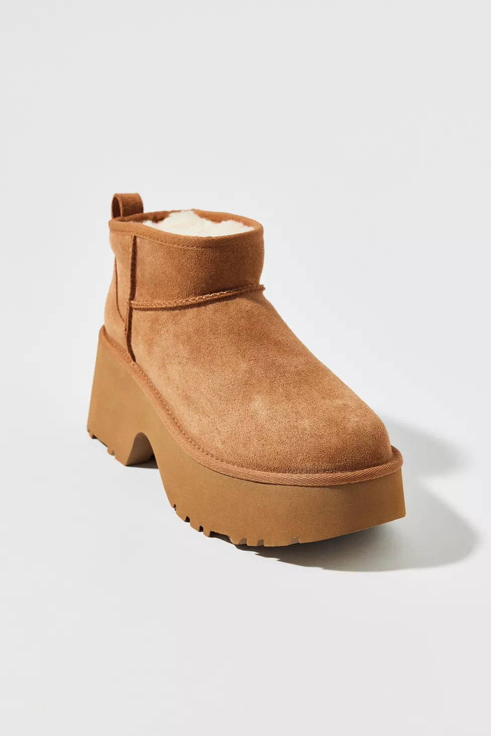 UGG Classic Ultra Mini New Heights Platform Boot | Urban Outfitters (US and RoW)
