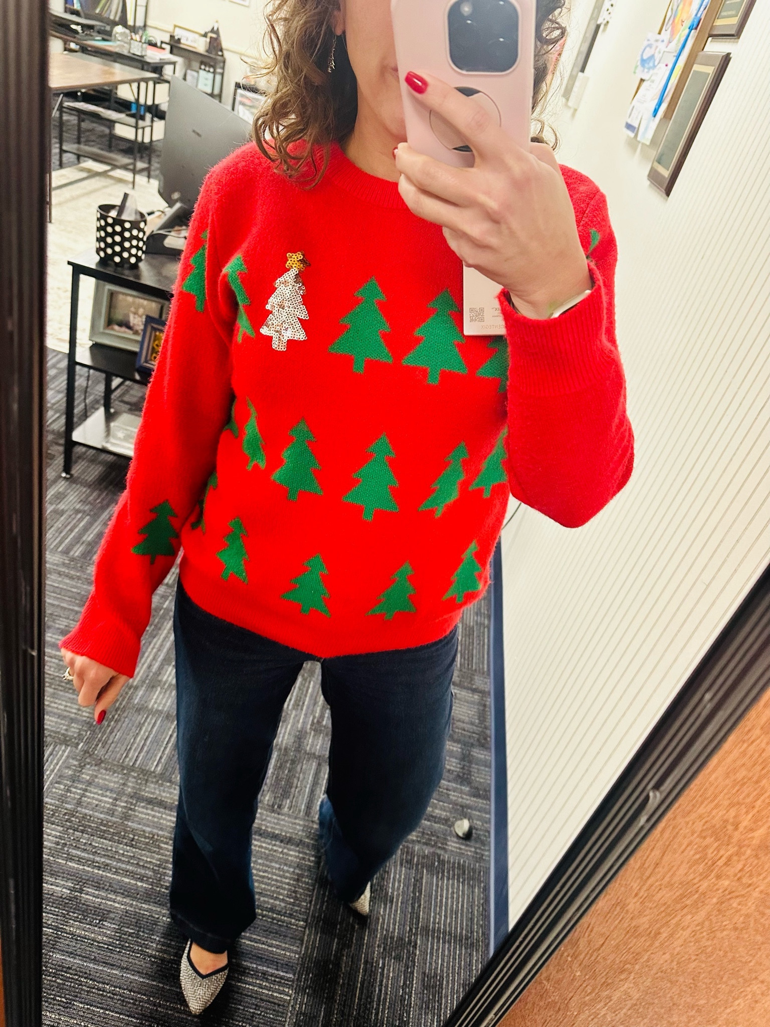 Holiday outfit 
The most perfect Christmas tree sweater! this sweater is perfectly thick and the design is on the front and the back. The sequins are real! I’m normally a small, but I sized up to a medium.

#LTKparties #LTKHoliday #LTKSeasonal