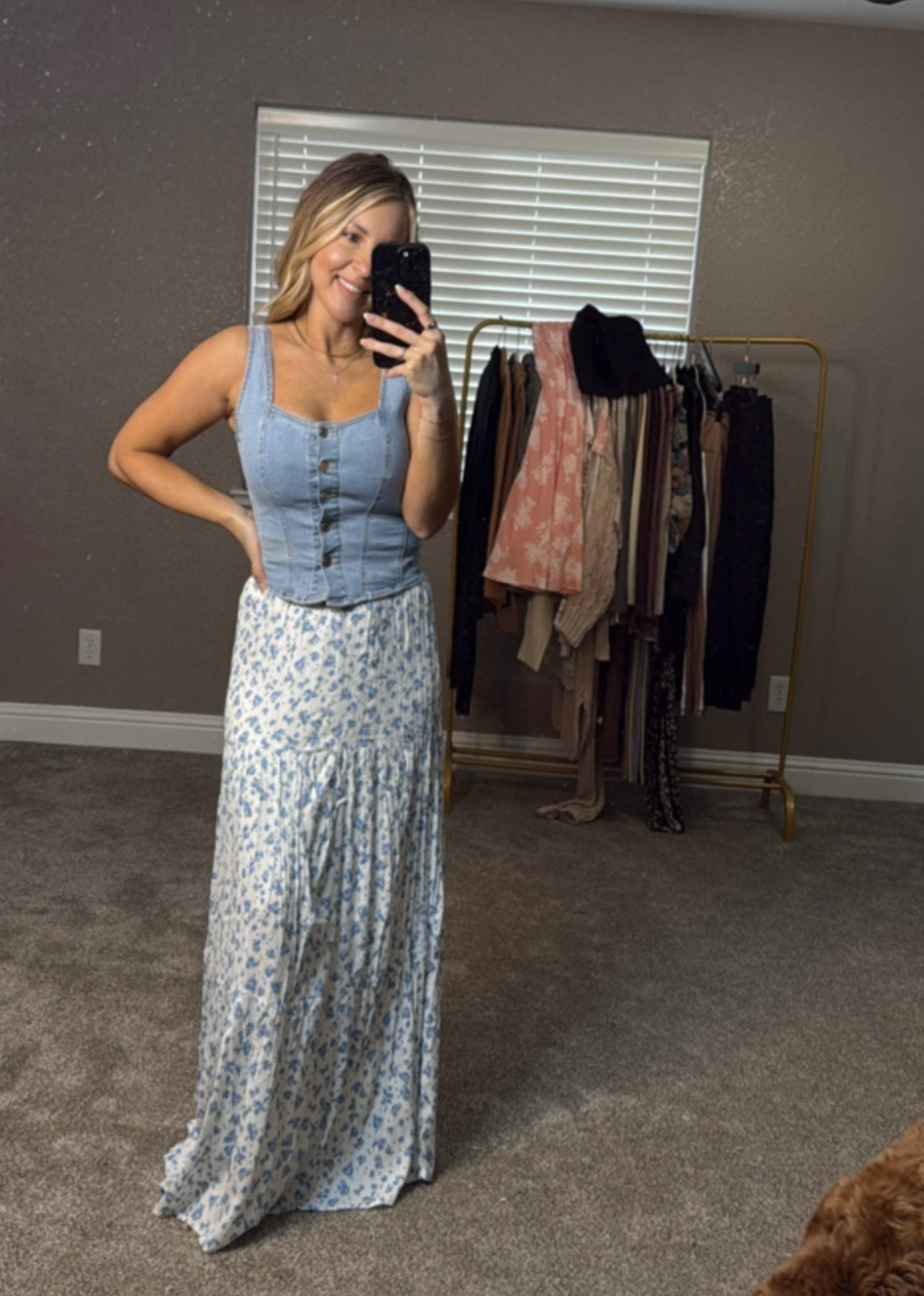 Country vibes 

#LTKBeauty #LTKFestival #LTKFindsUnder100