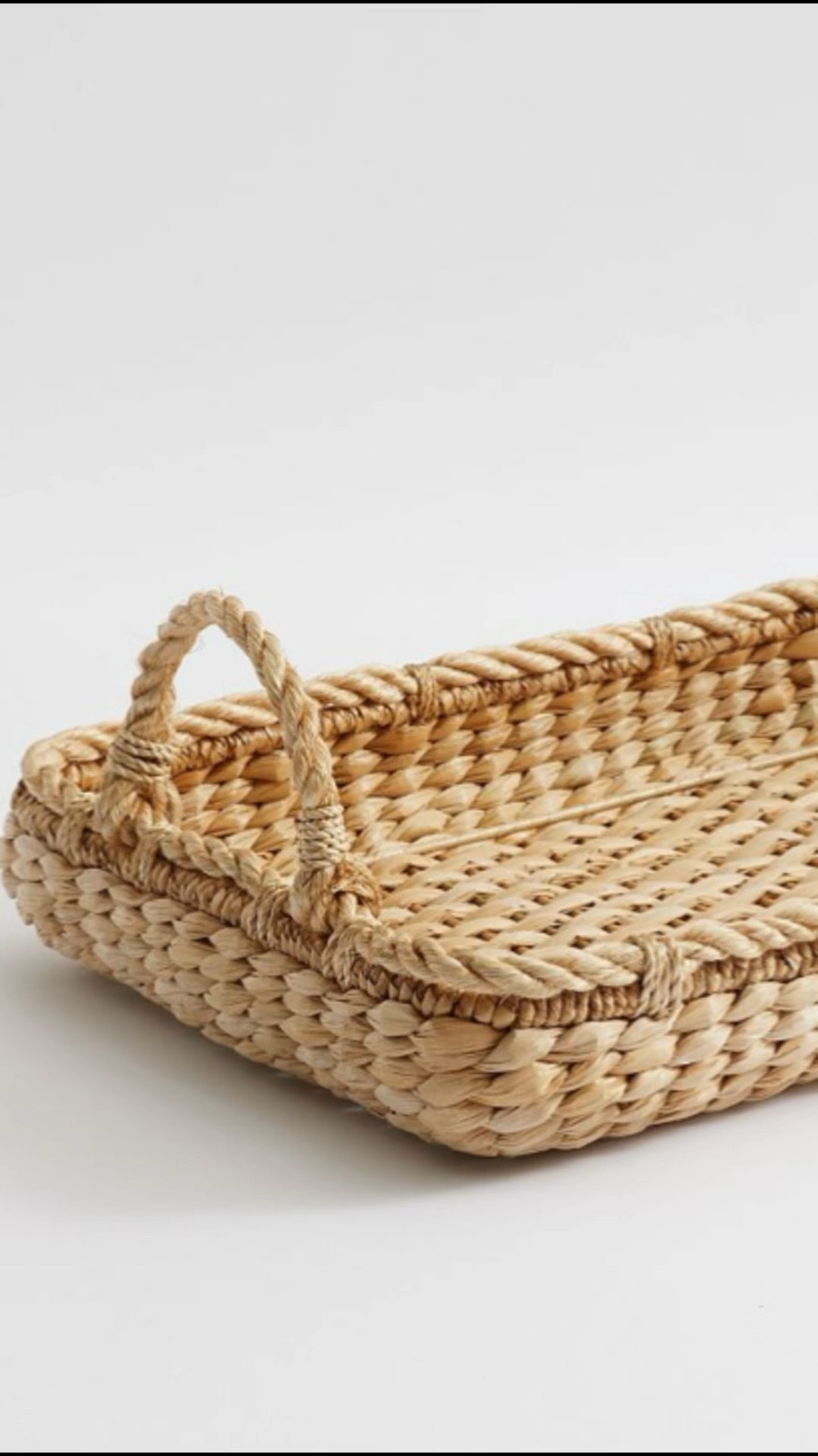 This Handwoven Seagrass tray from Pottery Barn adds the perfect texture for styling your coffee table 

#LTKhome #LTKstyletip #LTKVideo