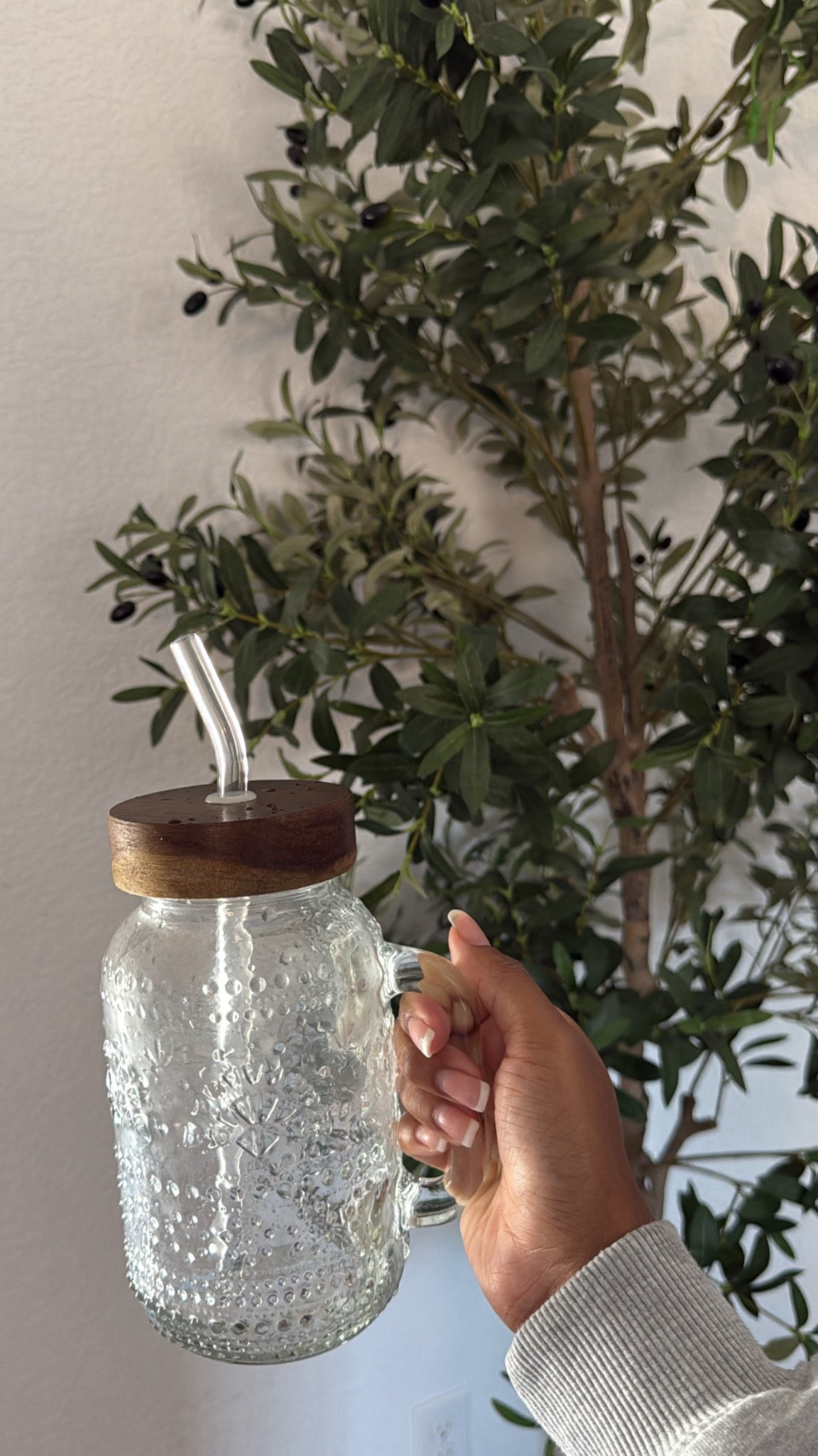 I’ve been obsessed with this whole collection from Walmart and this cup is only $4! 




#LTKHome #LTKSeasonal #LTKFindsUnder50